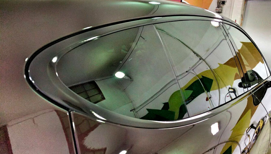 Закаленное стекло в авто