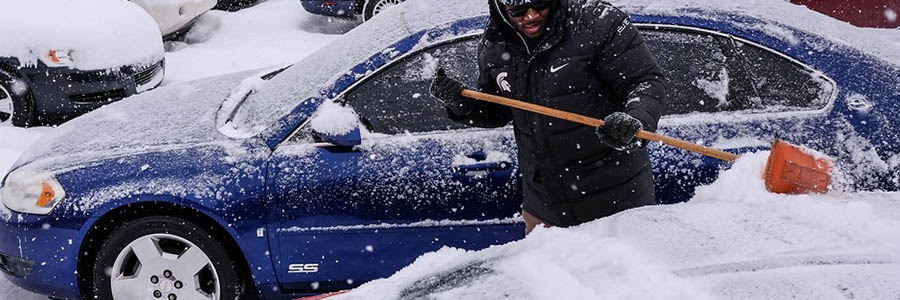 kak pravilno ochischat avtomobil ot snega i lda2
