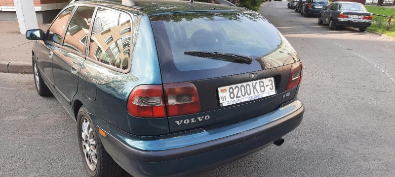 Volvo V40 1998 года в городе Минск фото 1