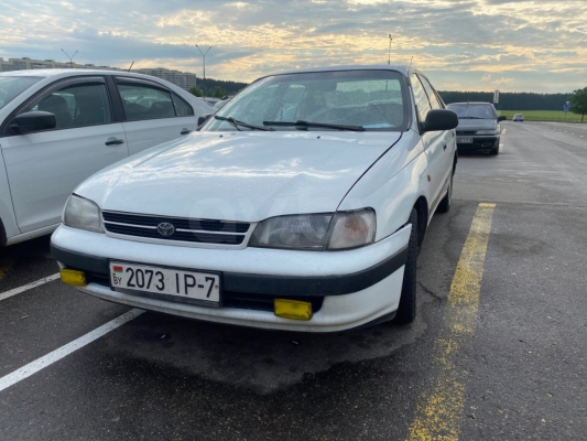 Toyota Carina e 1993 года в городе Минск фото 1