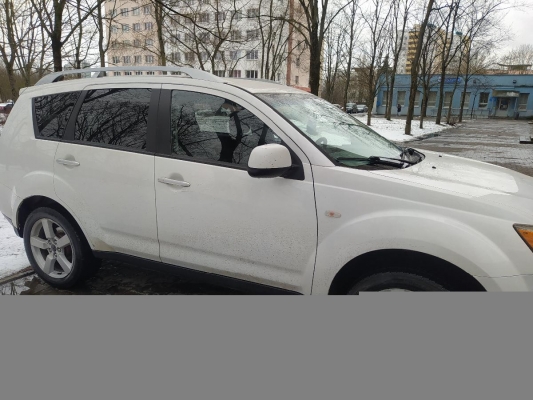 Mitsubishi Outlander 2007 года в городе Минск фото 6