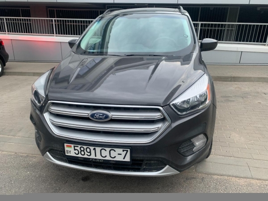 Ford Escape 2017 года в городе Минск фото 2