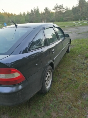 Opel Vectra 1996 года в городе г. п. Паричи фото 4