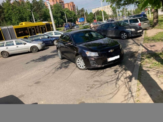 Chevrolet Cruze 2014 года в городе минск фото 2