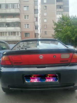 Mazda 323f 1994 года в городе Витебск фото 1