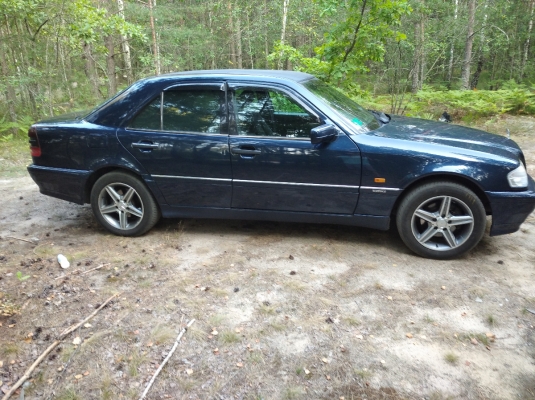 Mercedesbenz C-klass 1997 года в городе Светлогорск фото 7