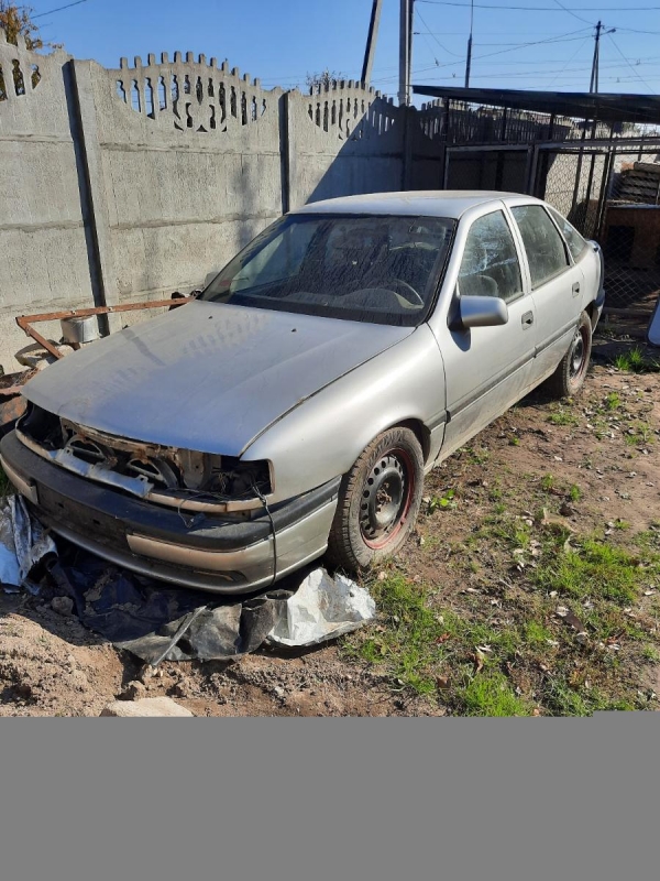 Opel Vectra 1995 года в городе Брест фото 1