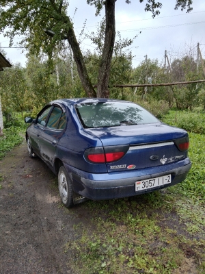 Renault Megane 1998 года в городе г. Дисна фото 2