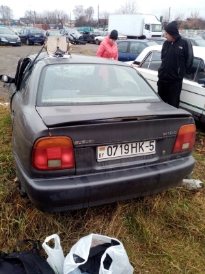 Suzuki Baleno 1997 года в городе Борисов фото 4