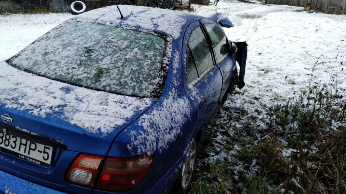 Nissan Almera 2002 года в городе Мядель фото 6