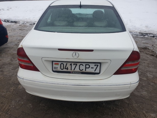 Mercedesbenz C-klass 2004 года в городе Минск фото 4