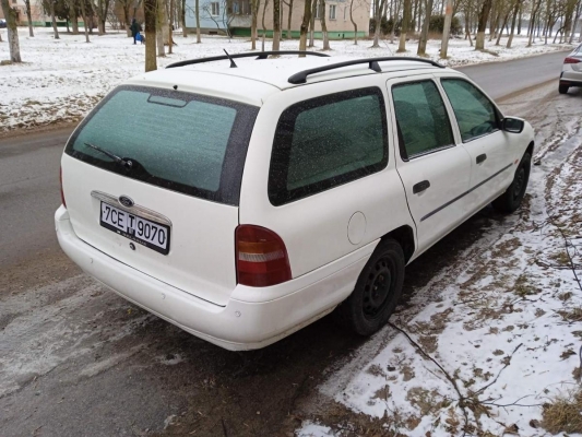 Ford Mondeo 1997 года в городе Минск фото 3