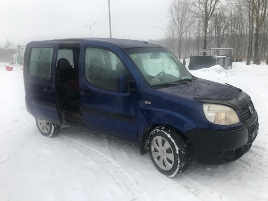 Fiat Doblo 2007 года в городе Витебск фото 2