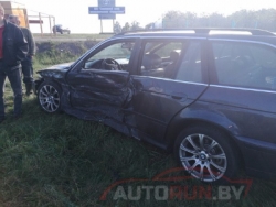 Bmw 525 2003 года в городе Солигорск фото 1