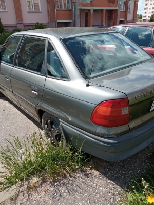 Opel Astra 1992 года в городе Городок фото 4