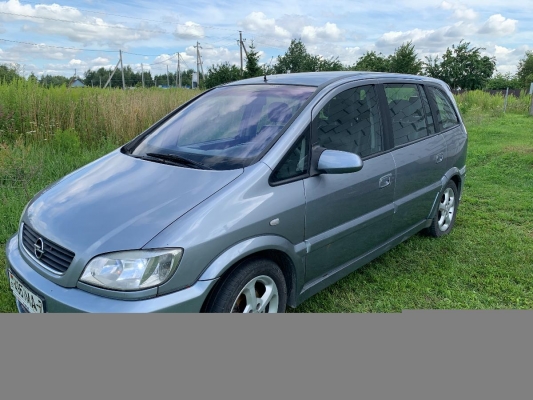 Opel Zafira 2004 года в городе деревня Остров фото 2