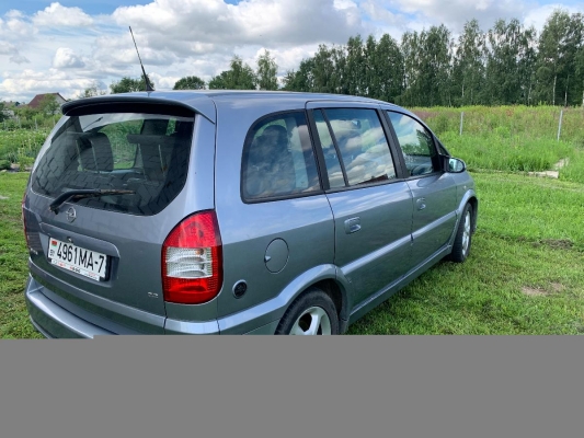 Opel Zafira 2004 года в городе деревня Остров фото 4