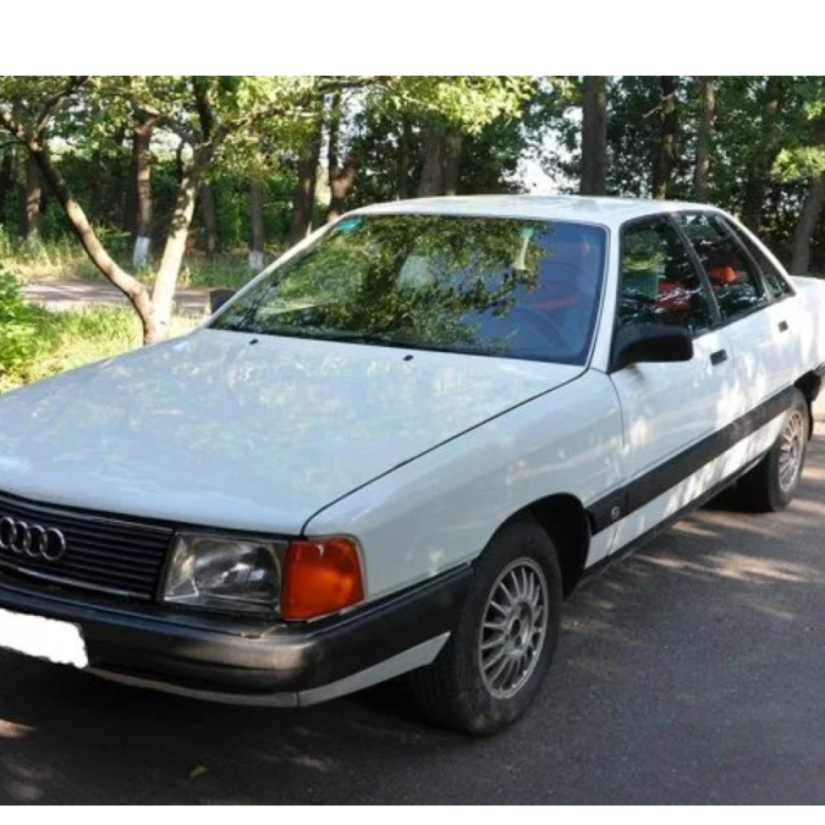 Купить ауди гродно. Audi 100 1989. Ауди 100 1989г. Ауди 100 1989 года. Американская Ауди 100 1989.