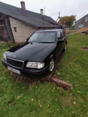 Mercedesbenz C-klass 1997 года в городе Островец фото 1