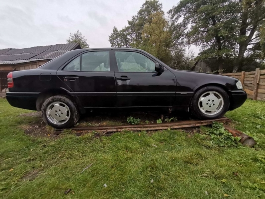 Mercedesbenz C-klass 1997 года в городе Островец фото 2