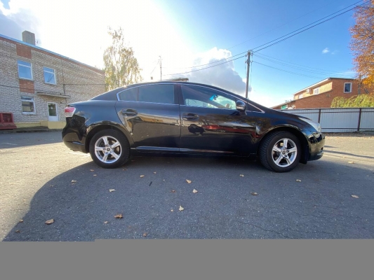 Toyota Avensis 2010 года в городе Минск фото 1