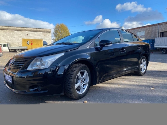 Toyota Avensis 2010 года в городе Минск фото 3