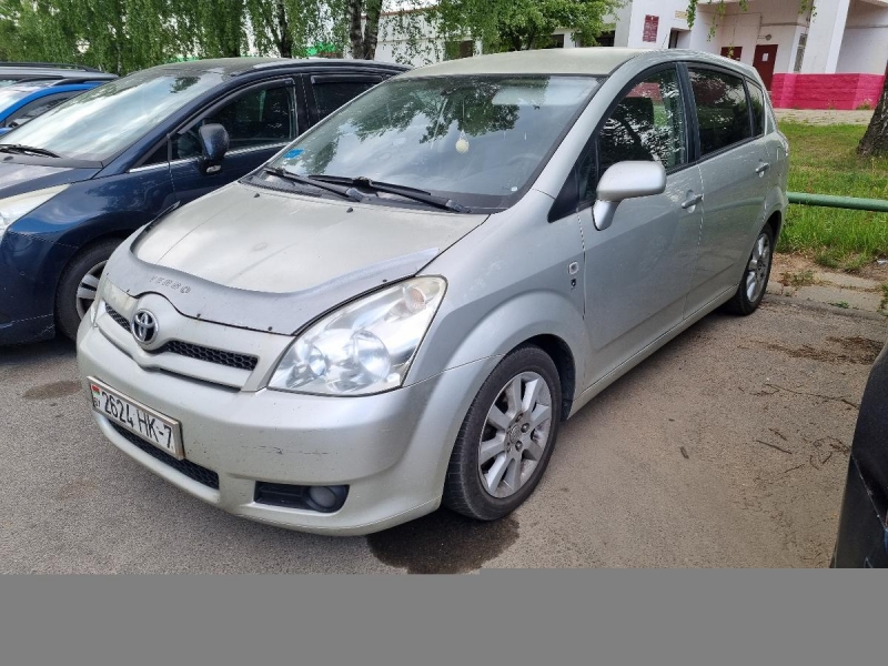 Toyota Corolla Verso 2006 года в городе Минск фото 1