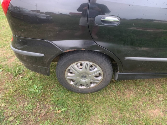 Nissan Almera tino 2005 года в городе Минск фото 4