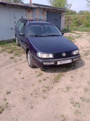 Volkswagen Passat 1995 года в городе Борисов фото 1
