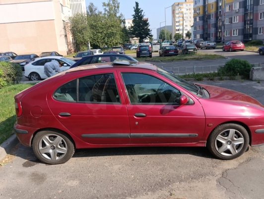 Renault Megane 1999 года в городе Солигорск фото 5