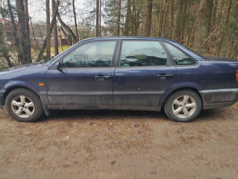 Volkswagen Passat (USA) 1996 года в городе Слоним фото 1