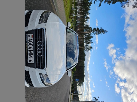 Audi A4 2010 года в городе Борисов фото 2