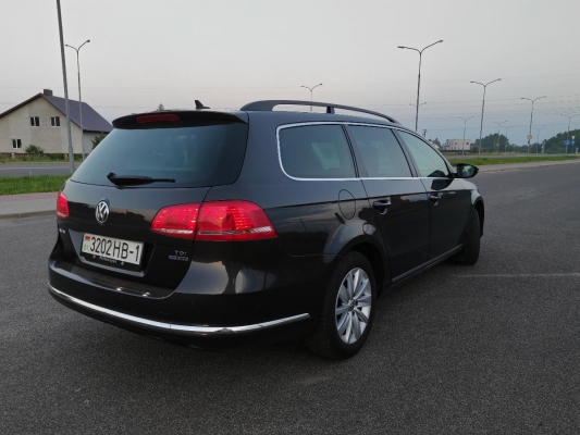 Volkswagen Passat 2011 года в городе Барановичи фото 6