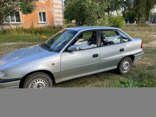 Opel Astra 1997 года в городе Кричев фото 2