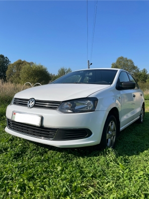 Volkswagen Polo sedan 2012 года в городе Горки фото 1