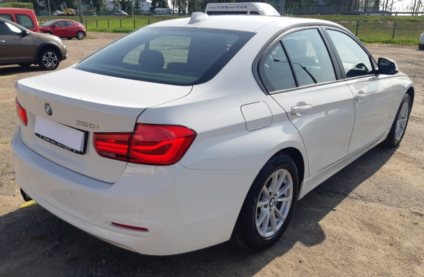 Bmw 3 seriya 2018 года в городе Минск фото 3