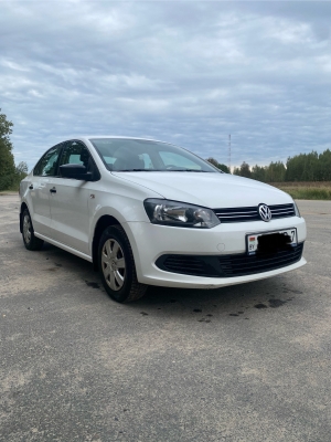 Volkswagen Polo sedan 2013 года в городе Минск фото 1