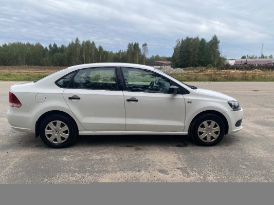 Volkswagen Polo sedan 2013 года в городе Минск фото 3