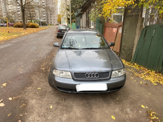 Audi A4 1998 года в городе Минск фото 3