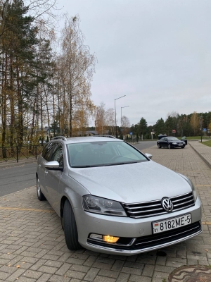 Volkswagen Passat 2013 года в городе Солигорск фото 4