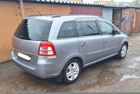 Opel Zafira 2011 года в городе Минск фото 2