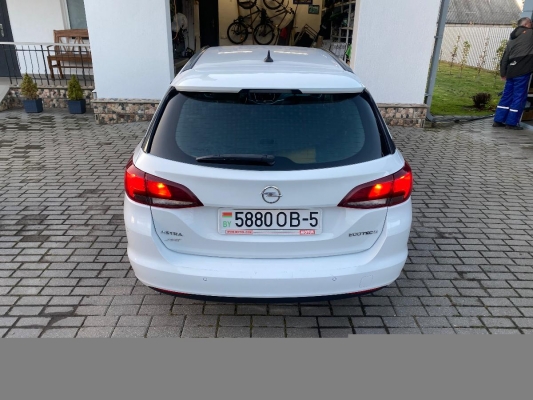 Opel Astra 2018 года в городе Минск фото 4