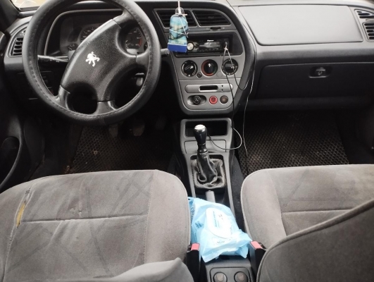 Peugeot 306, 2001