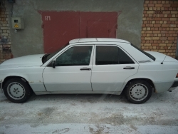 Mercedesbenz С190 1991 года в городе Минск фото 3