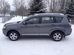 Mitsubishi Outlander XL 2008 года в городе Минск фото 2