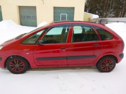 Citroen Пикассо 2001 года в городе Минск фото 2