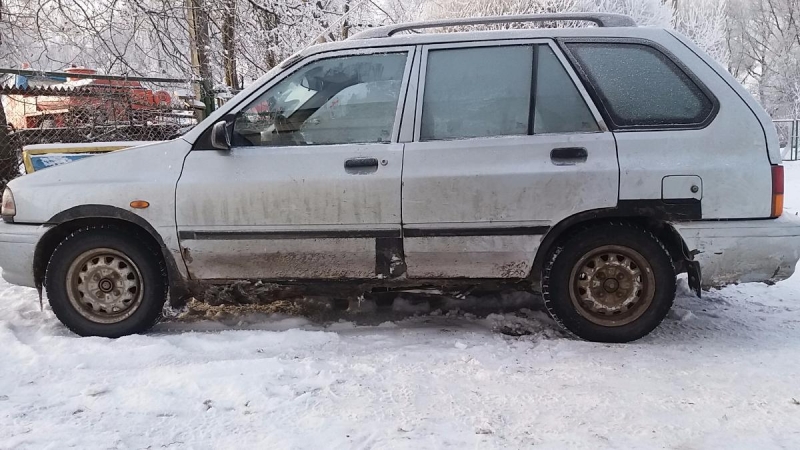 Kia  1999 года в городе Дзержинск фото 1