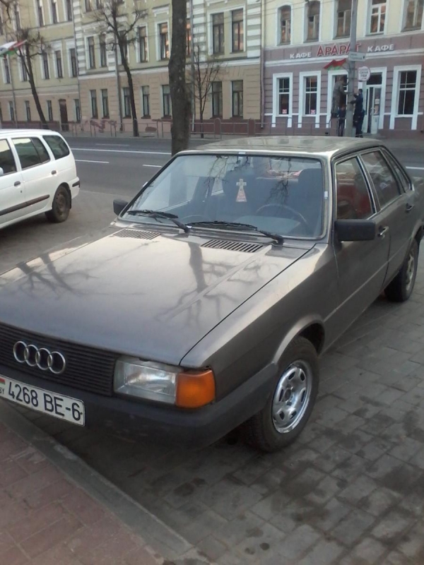 Audi  1986 года в городе могилев фото 1