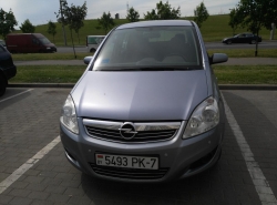 Opel Zafira B 2009 года в городе Минск фото 2