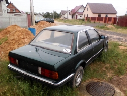 Bmw е30 1984 года в городе Ивацевичи фото 1